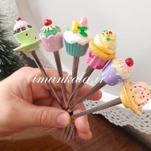 چنگال دسر استیل دسته سرامیکی طرح شیرینی کاپ کیک ۶ تایی