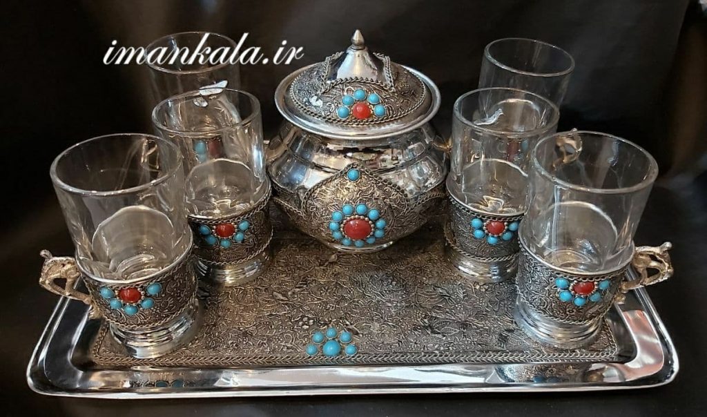 مجموعه سرویس پذیرایی چای نگین دار سینی استکان انگاره قندان
